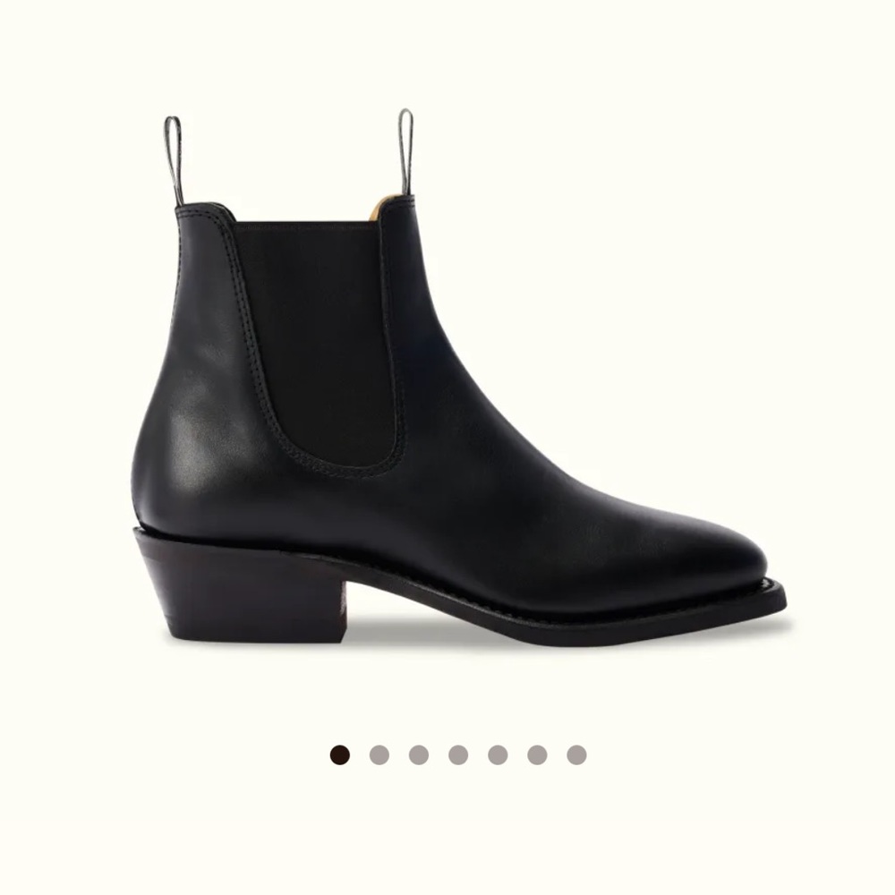 RM WILLIAMS ‘Yearling’ leather Chelsea boots